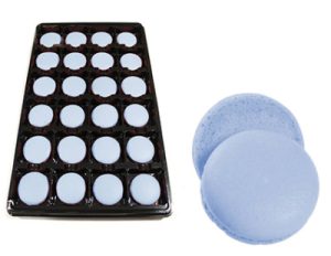 1949.jpg مكرون ازرق طبق 24 حبة.Blue Macarons Tray of 24
