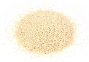 سمسم مكلفن 1 كيلو.Toasted Sesame Seeds 1 KG